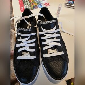 Black Converse Low-Top Sneakers with White Laces